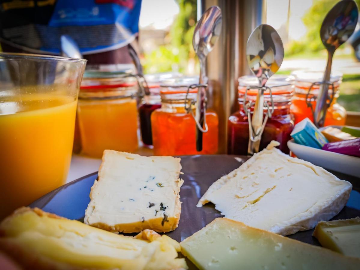 Le Bois De Laval Bed and Breakfast Marey-les-Fussey Exteriör bild