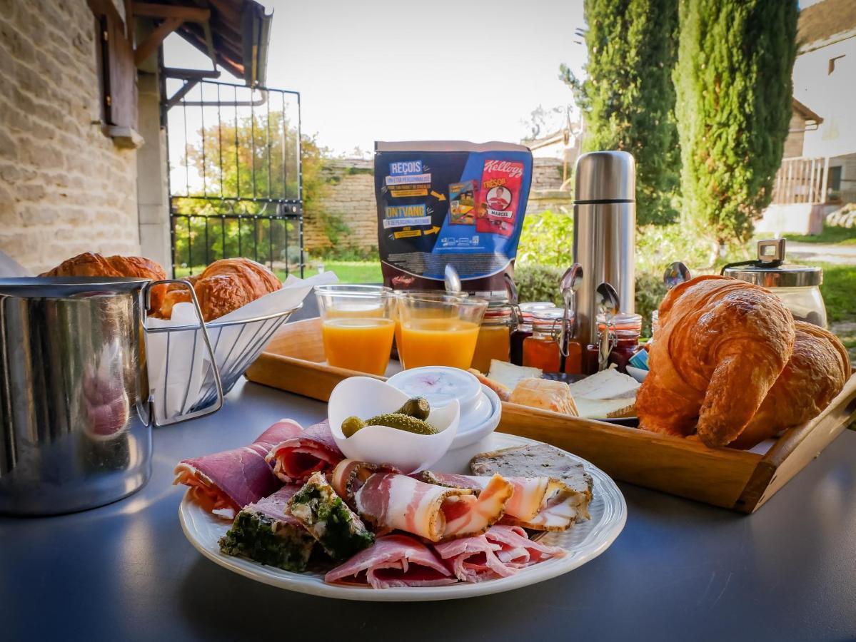 Le Bois De Laval Bed and Breakfast Marey-les-Fussey Exteriör bild